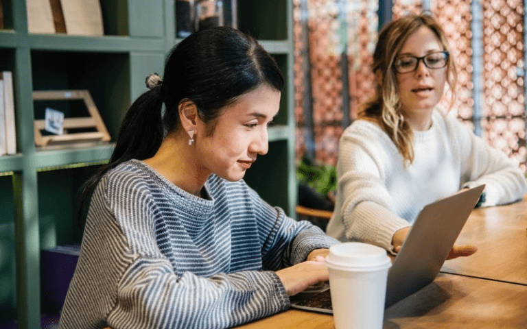 What is SQL? A Beginner’s Guide to the SQL Programming Language - Learn ...