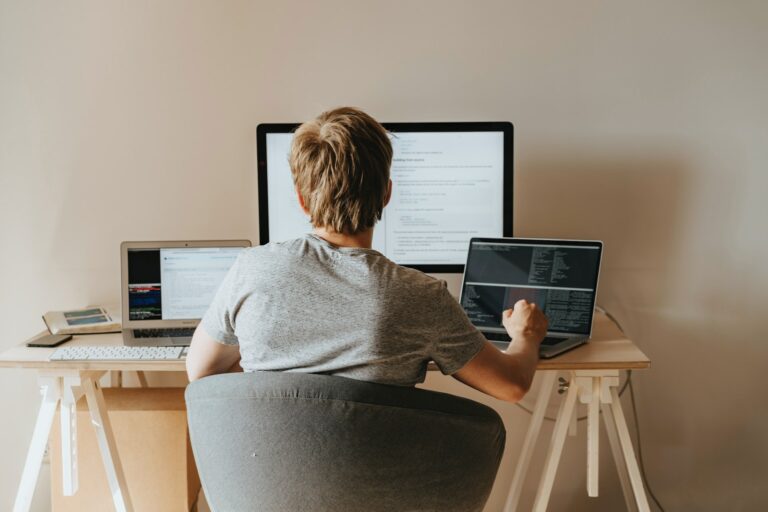 What Is Functional Programming? Benefits, Uses, & Languages - Learn to ...